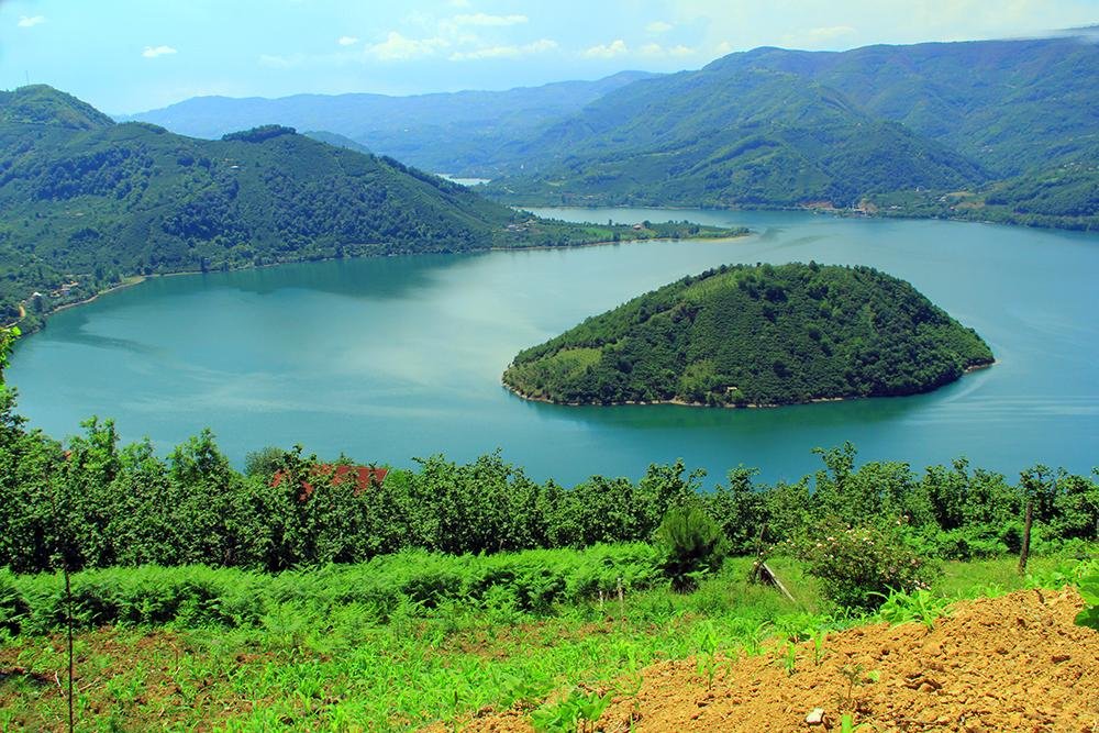 Ayvacık Kirazlık Adası