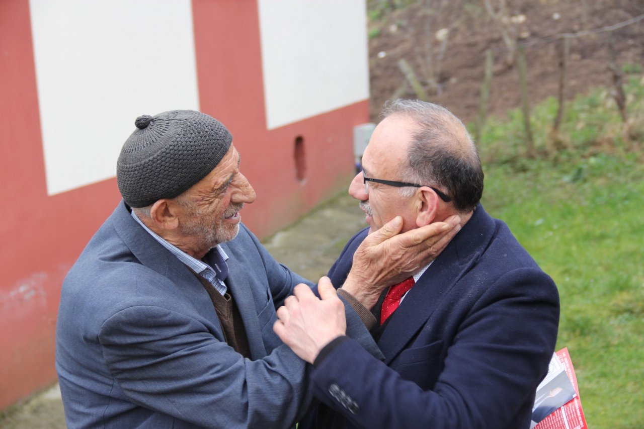 BAŞKANIMIZIN BÜYÜKLERİMİZE ZİYARETİ