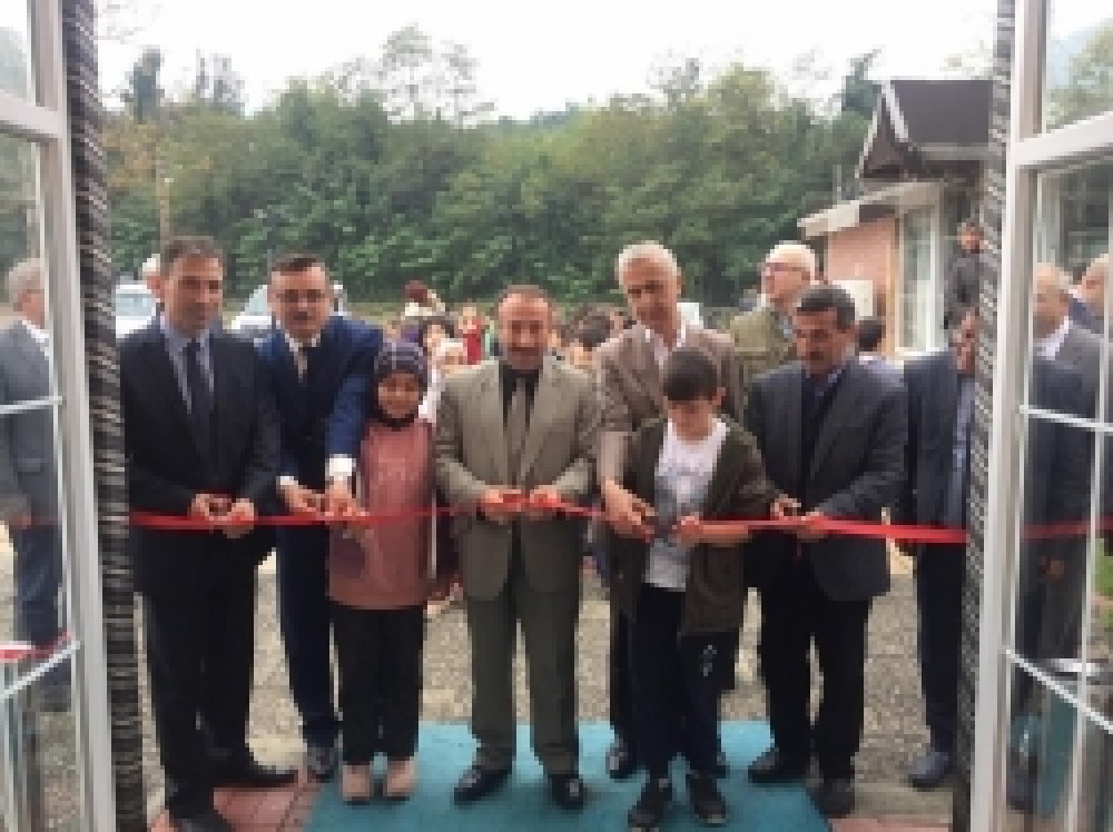Ayvacık 1. Çocuk Kitapları Günleri Etkinliği Düzenlendi