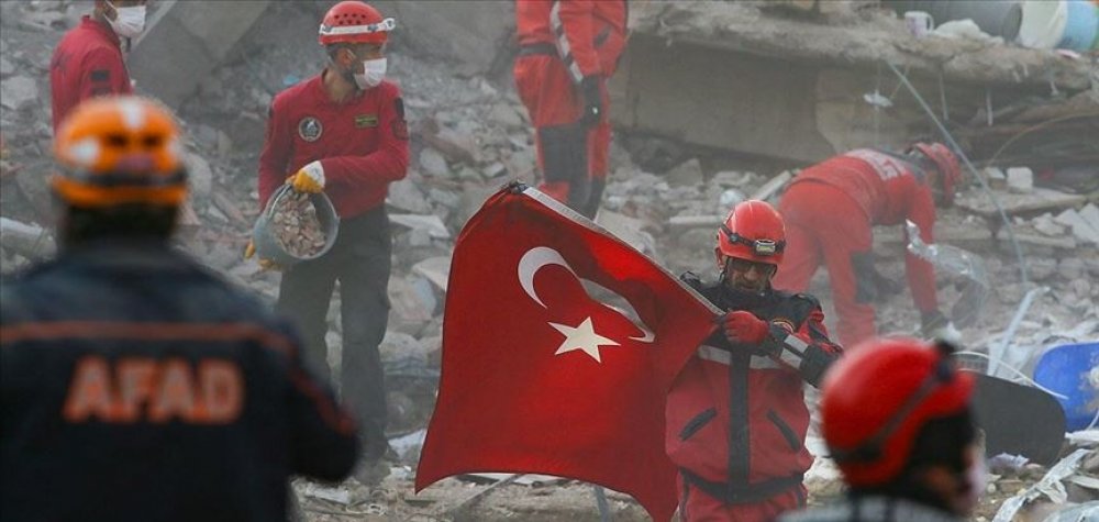 Deprem Nedeniyle Mağdur Olan Vatandaşlarımıza Destek Olmak İçin Valiliğimizin Koordinasyonunda Yardım Kampanyası Başlatıldı
