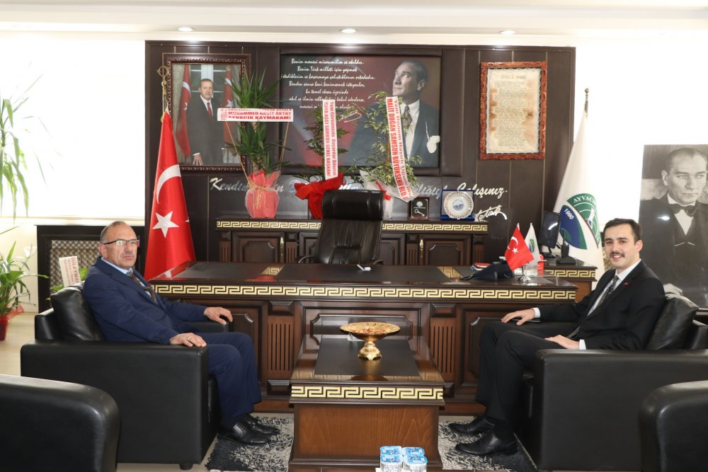 İLÇE KAYMAKAMIMIZDAN BAŞKANIMIZA HAYIRLI OLSUN ZİYARETİ