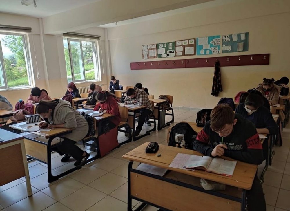 LİSELERE GEÇİŞ SİSTEMİ (LGS) VE YÜKSEK ÖĞRETİM KURUMLARI (YKS) DENEME SINAVI